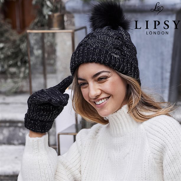 Avon Lipsy Warmwear Set
